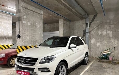 Mercedes-Benz M-Класс, 2013 год, 2 890 000 рублей, 2 фотография