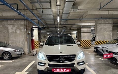 Mercedes-Benz M-Класс, 2013 год, 2 890 000 рублей, 3 фотография