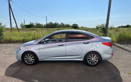 Hyundai Solaris II рестайлинг, 2013 год, 750 000 рублей, 2 фотография