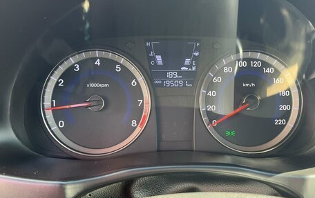 Hyundai Solaris II рестайлинг, 2013 год, 750 000 рублей, 8 фотография