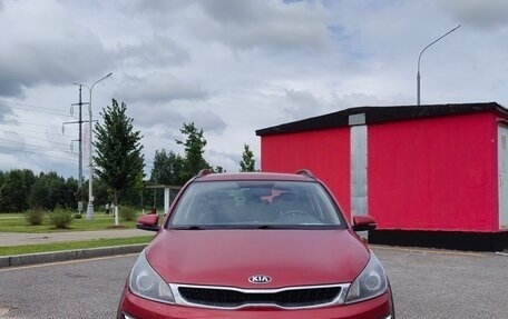 KIA Rio IV, 2018 год, 1 350 000 рублей, 2 фотография