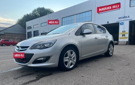 Opel Astra J, 2012 год, 785 000 рублей, 2 фотография