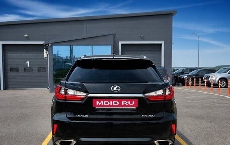Lexus RX IV рестайлинг, 2018 год, 4 300 000 рублей, 6 фотография