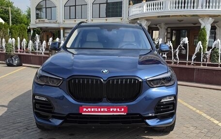 BMW X5, 2020 год, 6 050 000 рублей, 2 фотография