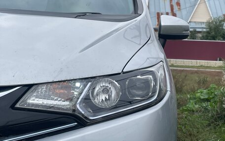 Honda Fit III, 2016 год, 900 000 рублей, 8 фотография