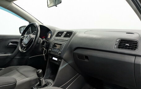 Volkswagen Polo VI (EU Market), 2016 год, 1 100 000 рублей, 11 фотография