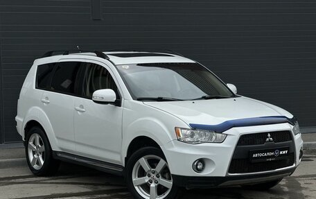 Mitsubishi Outlander III рестайлинг 3, 2009 год, 1 299 000 рублей, 3 фотография