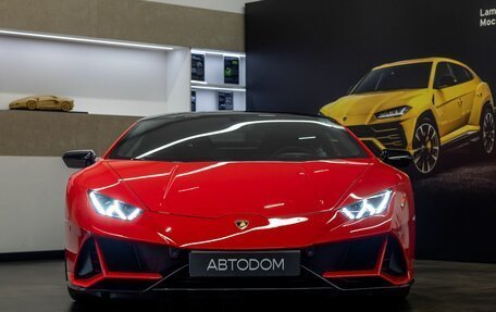 Lamborghini Huracán, 2022 год, 33 000 000 рублей, 2 фотография