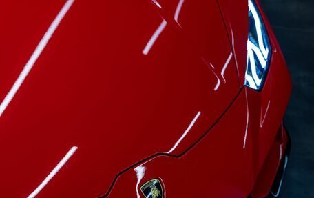 Lamborghini Huracán, 2022 год, 33 000 000 рублей, 11 фотография