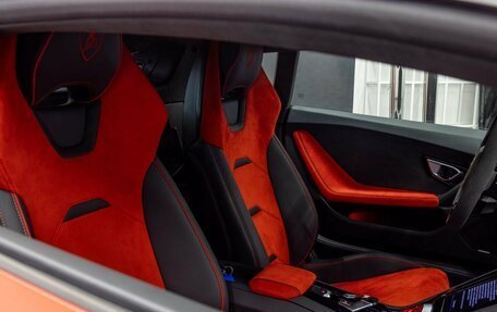Lamborghini Huracán, 2022 год, 33 000 000 рублей, 27 фотография