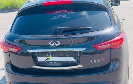 Infiniti FX II, 2011 год, 1 800 000 рублей, 3 фотография
