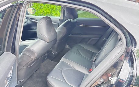 Toyota Camry, 2020 год, 2 490 000 рублей, 7 фотография