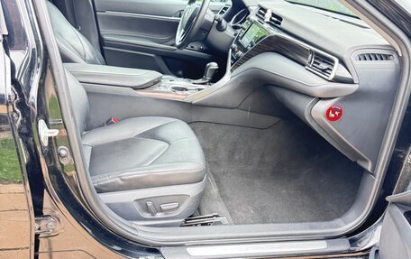 Toyota Camry, 2020 год, 2 490 000 рублей, 5 фотография