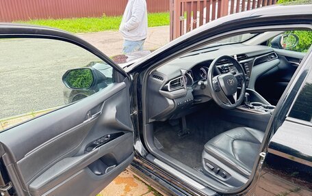 Toyota Camry, 2020 год, 2 490 000 рублей, 9 фотография
