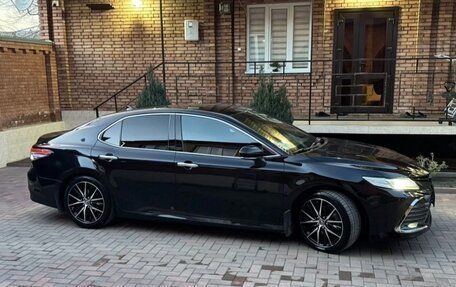 Toyota Camry, 2018 год, 2 500 000 рублей, 6 фотография