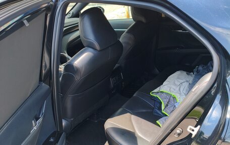 Toyota Camry, 2018 год, 2 500 000 рублей, 20 фотография