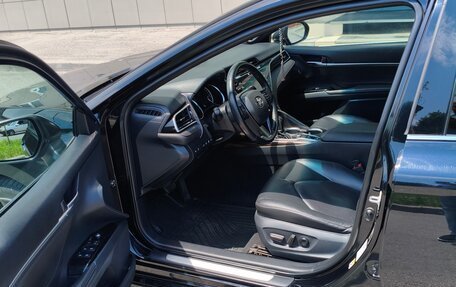 Toyota Camry, 2018 год, 2 500 000 рублей, 19 фотография