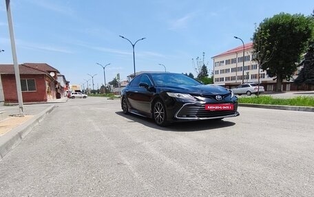 Toyota Camry, 2018 год, 2 500 000 рублей, 13 фотография