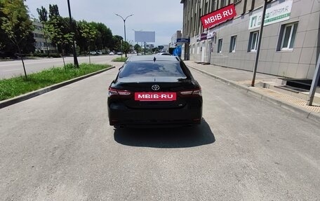 Toyota Camry, 2018 год, 2 500 000 рублей, 17 фотография