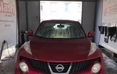 Nissan Juke II, 2011 год, 1 070 000 рублей, 6 фотография