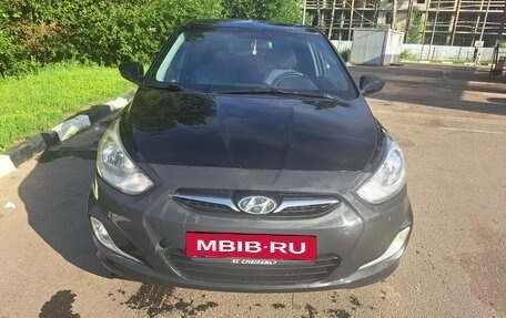 Hyundai Solaris II рестайлинг, 2011 год, 540 000 рублей, 9 фотография