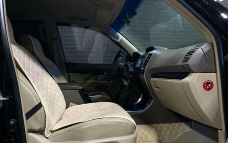 Toyota Land Cruiser Prado 120 рестайлинг, 2008 год, 2 680 000 рублей, 10 фотография