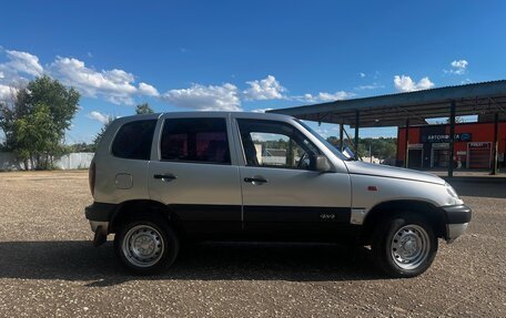 Chevrolet Niva I рестайлинг, 2005 год, 270 000 рублей, 3 фотография