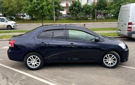Toyota Yaris III рестайлинг, 2008 год, 650 000 рублей, 11 фотография