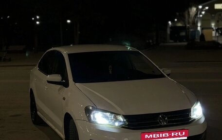 Volkswagen Polo VI (EU Market), 2016 год, 480 000 рублей, 2 фотография