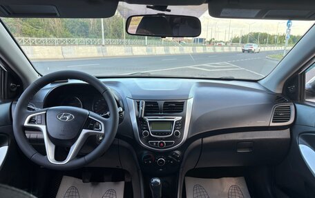 Hyundai Solaris II рестайлинг, 2013 год, 785 000 рублей, 9 фотография