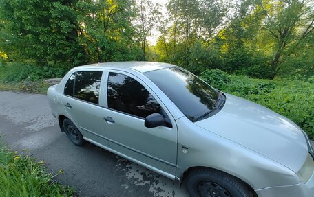 Skoda Fabia I, 2001 год, 300 000 рублей, 2 фотография