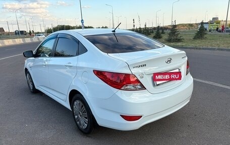 Hyundai Solaris II рестайлинг, 2013 год, 785 000 рублей, 4 фотография