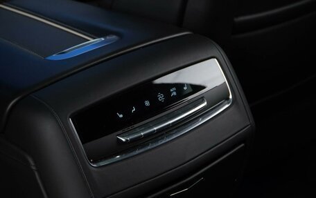 Cadillac Escalade V, 2021 год, 8 499 999 рублей, 17 фотография