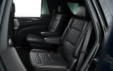 Cadillac Escalade V, 2021 год, 8 499 999 рублей, 13 фотография