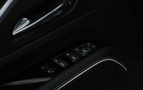 Cadillac Escalade V, 2021 год, 8 499 999 рублей, 25 фотография