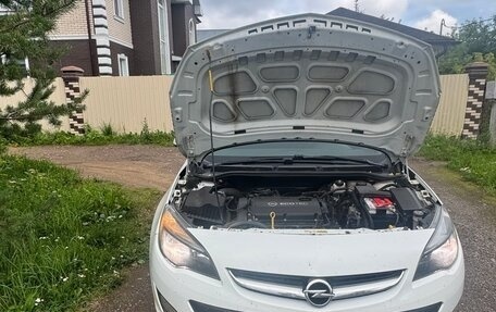 Opel Astra J, 2013 год, 795 000 рублей, 1 фотография