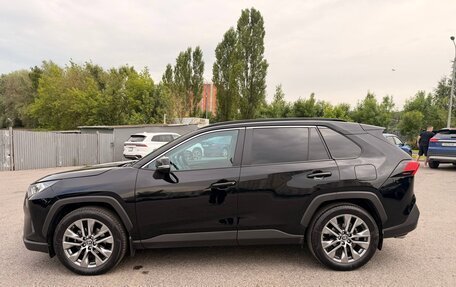 Toyota RAV4, 2020 год, 3 490 000 рублей, 4 фотография