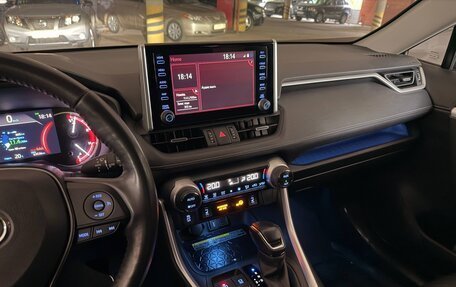 Toyota RAV4, 2020 год, 3 490 000 рублей, 13 фотография