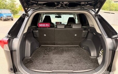 Toyota RAV4, 2020 год, 3 490 000 рублей, 11 фотография