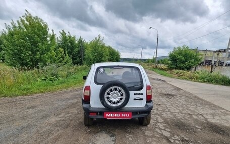 Chevrolet Niva I рестайлинг, 2003 год, 220 000 рублей, 2 фотография