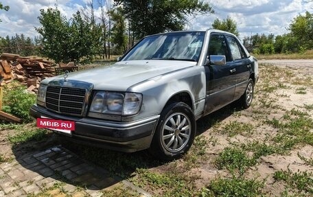 Mercedes-Benz E-Класс, 1992 год, 100 000 рублей, 3 фотография
