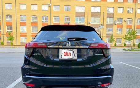 Honda Vezel, 2018 год, 1 710 000 рублей, 5 фотография
