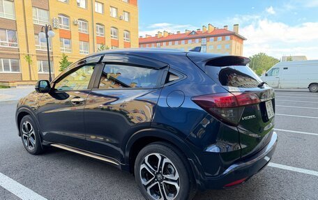 Honda Vezel, 2018 год, 1 710 000 рублей, 3 фотография