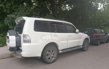 Mitsubishi Pajero IV, 2014 год, 2 100 000 рублей, 2 фотография
