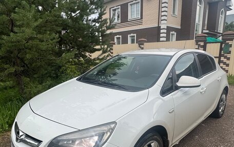 Opel Astra J, 2013 год, 795 000 рублей, 4 фотография