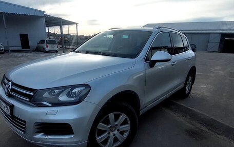 Volkswagen Touareg III, 2011 год, 2 800 000 рублей, 5 фотография