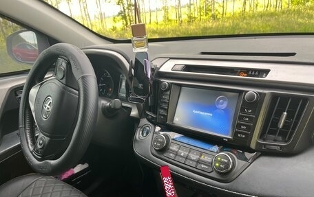 Toyota RAV4, 2017 год, 1 947 000 рублей, 8 фотография