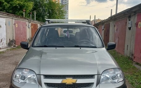 Chevrolet Niva I рестайлинг, 2015 год, 710 000 рублей, 1 фотография