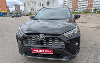 Toyota RAV4, 2019 год, 3 000 000 рублей, 1 фотография