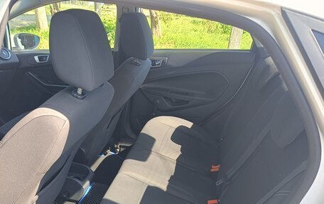 Ford Fiesta, 2015 год, 750 000 рублей, 9 фотография